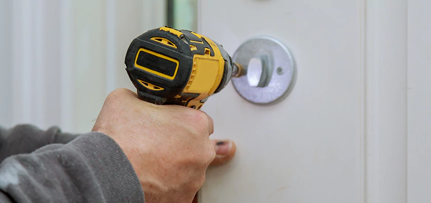 Street Locksmith For Smart Lock Repair in Good Hope, CA